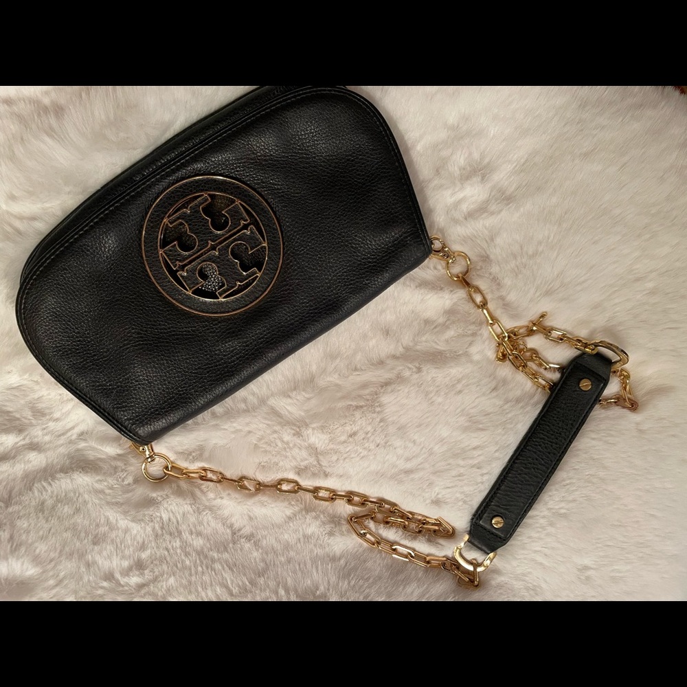 Free shipping ❤️Tory Burch Crossbody Clutch Bag with Removable Chain.